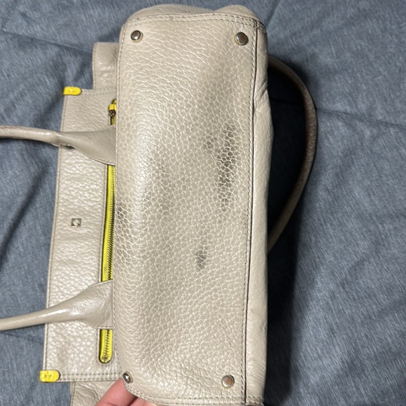Kate spade,cream/bright yellow,size big - Picture 4 of 4